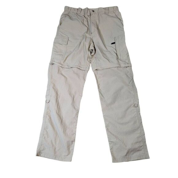 Canyon Creek convertible nylon cargo pants in excellent condition. Size large